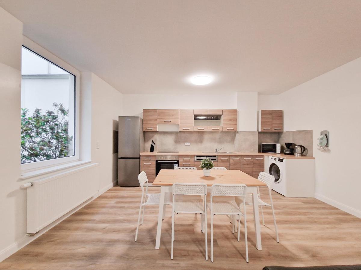 Raj Living - City Apartment With 3 Rooms - 15 Min Messe Dus & 10 Min Old Town Dus Düsseldorf Esterno foto
